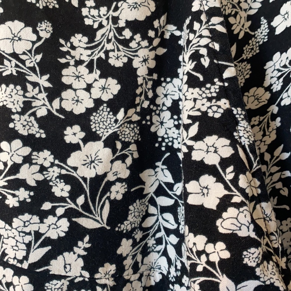 Hollister floral wrap dress - size S - Picture 3 of 4